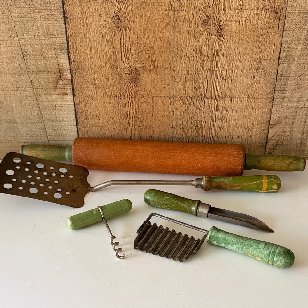Vintage Kitchen Utensil Set with Green Handles